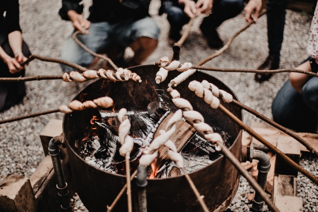 Isar — Stockbrot am Außenkamin